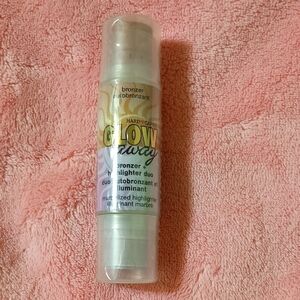 Hard Candy Glow All The Way Bronzer Highlighter Duo